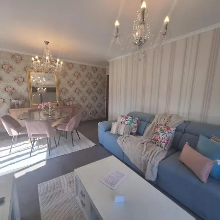 Апартаменти Aires Da Lanzada *